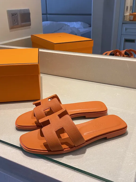 Hermes Shoe 